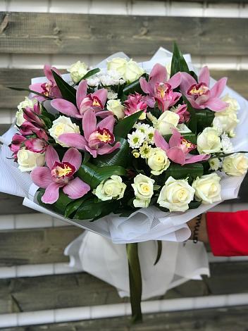 Букет цветов из: Розы и Хризантемы в Преградном