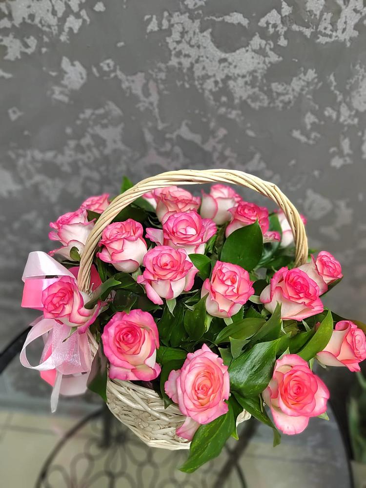 Цветочная композиция из Розы в корзине в Преградном