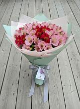 Букет цветов из:  Альстромерии в Преградном