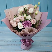 Букет цветов из:  Розы и Лизиантусы в Преградном