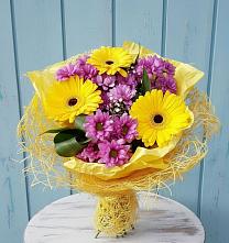 Букет цветов из:  Хризантемы и Герберы в Преградном