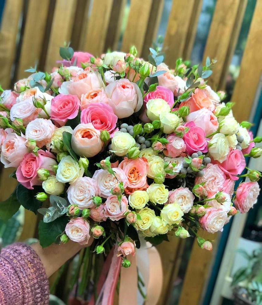 Букет цветов из: Розы в Преградном