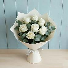 Букет Белые розы в Эвкалипте в Преградном